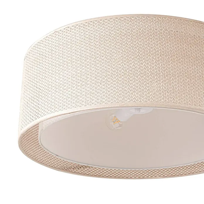 Lindby Deckenleuchte Soula - creme / amber, E27 - Runde Deckenleuchte mit beigem, gewebtem Stoffschirm und weißem Diffusor, Glühbirne sichtbar.