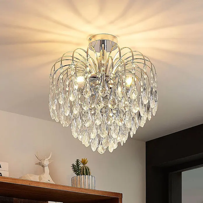 Lindby Deckenleuchte Silino - L x B x H: 40 x 40 x 40 cm, chrom / silber, chrom / silber, E14 - Beleuchtete Kristall-Deckenleuchte aus Chrom mit klaren, facettierten Kristallen, die Funkeln an die Decke wirft.