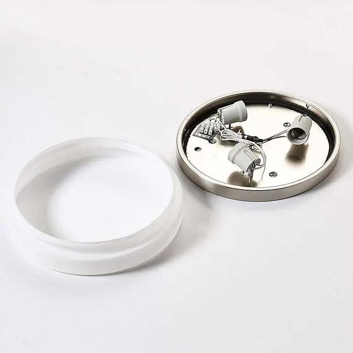 Lindby Deckenleuchte Amilia - L x B x H: 30 x 30 x 6,5 cm, alu / grau / zink, E27 - Demontierte runde Deckenleuchte mit gebürsteter Metallbasis, drei Fassungen und weißem Glasdiffusor.