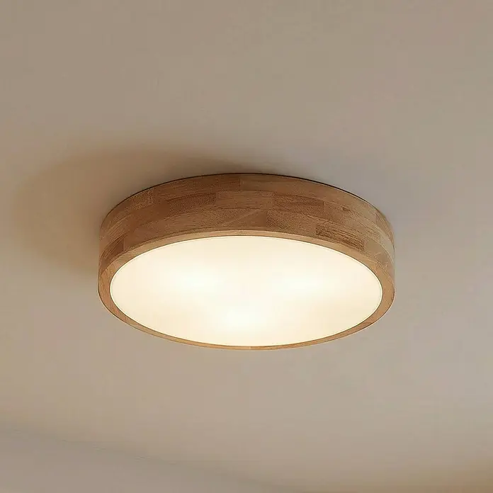 Lindby Deckenleuchte Tanju - Holz hell, E27 - Runde Deckenleuchte aus Holz mit weißem Diffusor.