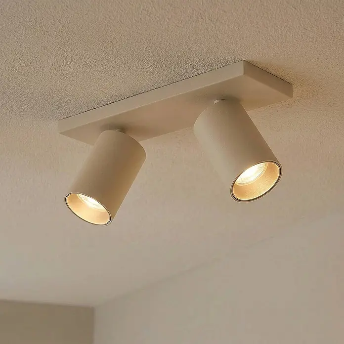 Arcchio Deckenstrahler Brinja - L x B x H: 30,5 x 9 x 12,2 cm, braun / rost, braun / rost, GU10 - Cremefarbene Metall-Deckenleuchte mit zwei verstellbaren Strahlern, die warmes Licht abstrahlen.