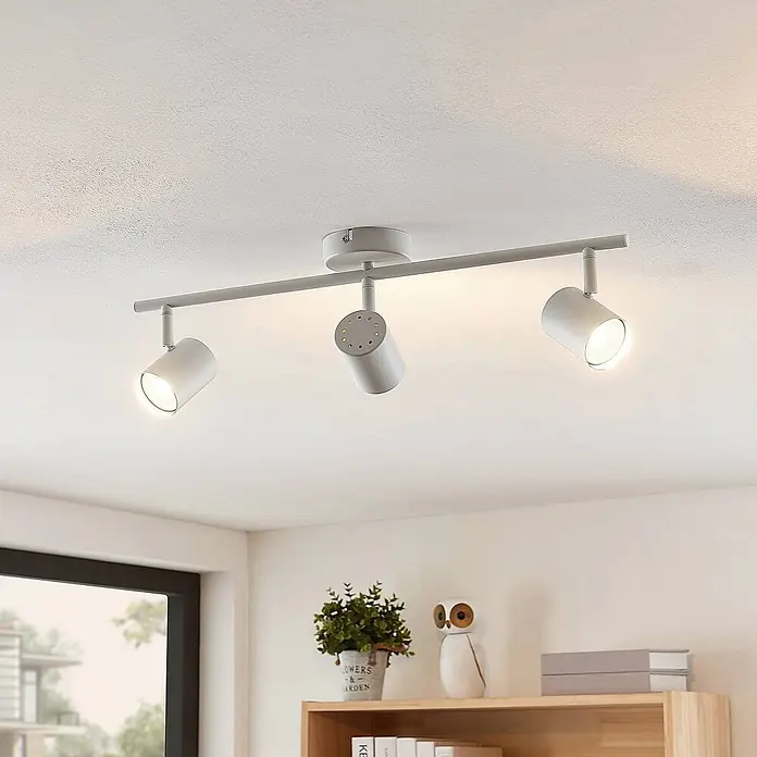 Lindby Deckenstrahler Jorell - weiß / opal, weiß / opal, GU10 - Weiße Deckenleuchte aus Metall mit drei verstellbaren Strahlern, die helles Licht spenden.