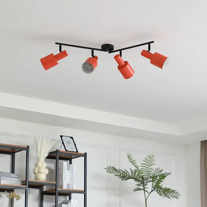 Lindby Deckenstrahler Ovelia - L x B x H: 79,5 x 9 x 25 cm, gelb / orange, E27 - Vierflammige Deckenleuchte mit schwarzer Schiene und verstellbaren orangefarbenen zylindrischen Strahlern.
