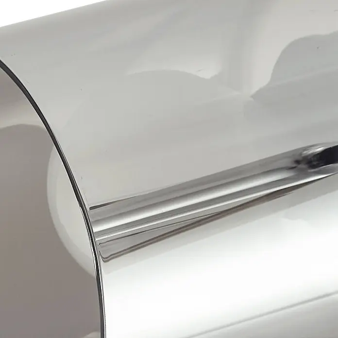 Lindby Deckenstrahler Netty - schwarz, alu / grau / zink, E14 - Gebogene, transparente rauchgraue Kunststoffabdeckung mit reflektierender Oberfläche.