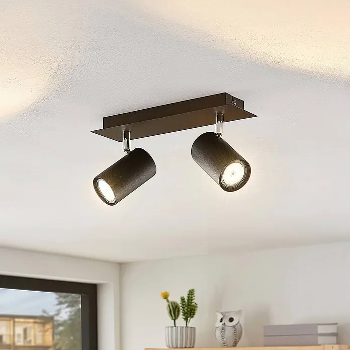 Lindby Deckenstrahler Joffrey - L x B x H: 31 x 31 x 16,5 cm, schwarz, schwarz, GU10 - Dunkelbraune Deckenleuchte mit zwei verstellbaren zylindrischen Strahlern, die warmes Licht spenden.