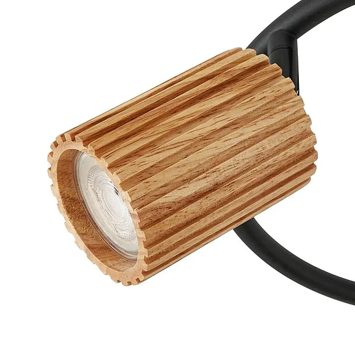 Lindby Deckenstrahler Stralino - L x B x H: 31 x 31 x 17,5 cm, Holz hell, GU10 - Holz-Spotleuchte mit geripptem zylindrischem Schirm und schwarzem Metallarm. Die Lichtquelle ist vorne sichtbar.
