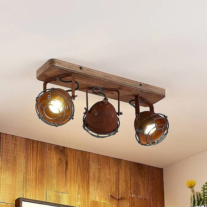 Lindby Deckenstrahler Farovi - Holz dunkel, braun / rost, GU10 - Dreiflammige Deckenleuchte aus Holz und rostbraunem Metall im Industrial-Stil.
