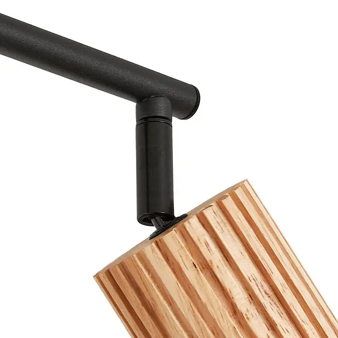 Lindby Deckenstrahler Stralino - L x B x H: 60,5 x 9 x 18 cm, Holz hell, GU10 - Verstellbarer schwarzer Metallarm mit hellbraunem geripptem Holzblock verbunden.
