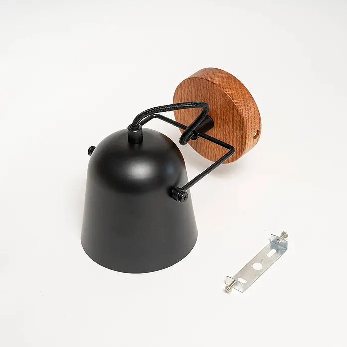 Lindby Deckenstrahler Adalin - L x B x H: 12 x 12 x 15,7 cm, Holz dunkel, schwarz, E14 - Schwarze glockenförmige Deckenlampe aus Metall mit rundem Holzsockel und silberner Montagehalterung.