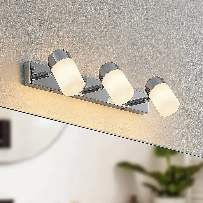 Lindby Deckenstrahler Alimari - L x B x H: 40 x 5 x 11,5 cm, chrom / silber, G9 - Chromfarbene 3-flammige Spiegelleuchte mit mattierten Glasschirmen, die einen Spiegel beleuchtet.