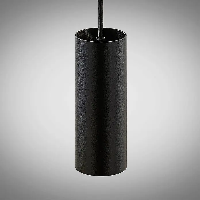 Arcchio Pendelleuchte Ejona - schwarz, Schwarz, GU10 - Texturierte schwarze zylindrische Pendelleuchte, die an einem Kabel hängt.
