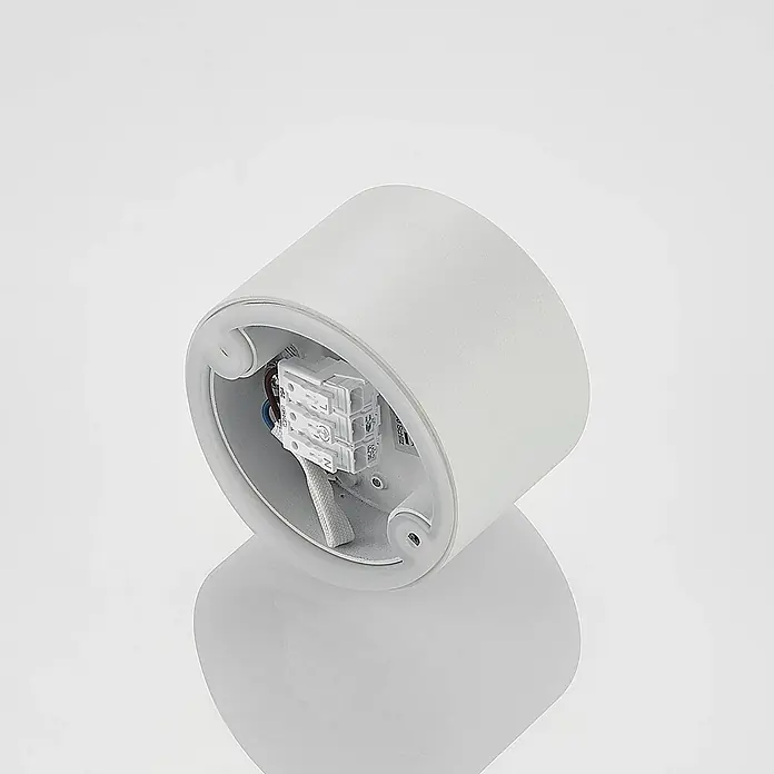 Arcchio Deckenstrahler Nieva - weiß / opal, weiß / opal, 2GX53 - Weißer zylindrischer Aufbauleuchte mit sichtbaren internen Elektroanschlüssen zur Installation.