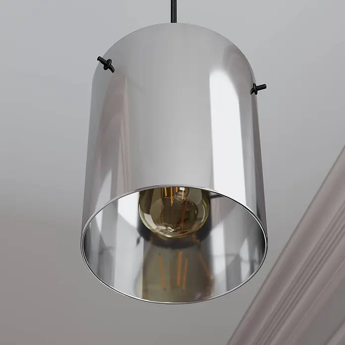 Lindby Pendelleuchte Kourtney - L x B x H: 15 x 15 x 18 cm, alu / grau / zink, Schwarz, rauchgrau, E27 - Zylindrische Pendelleuchte mit reflektierendem silberfarbenem Schirm, schwarzem Kabel und sichtbarer Vintage-Glühbirne.