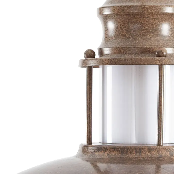 Lindby Pendelleuchte Louisanne - braun / rost, braun, klar, satiniert, E27 - Nahaufnahme einer bronzefarbenen Außenlaterne mit weißem zylindrischem Diffusor.