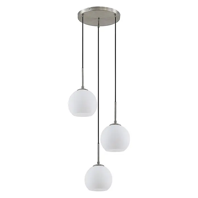 Lindby Pendelleuchte Jurian - L x B x H: 32 x 32 x 17,5 cm, weiß / opal, opal, nickel, E27 - Dreiflammige Pendelleuchte mit mattweißen Glaskugeln, an schwarzen Kabeln von einer gebürsteten Nickelplatte abgehängt.