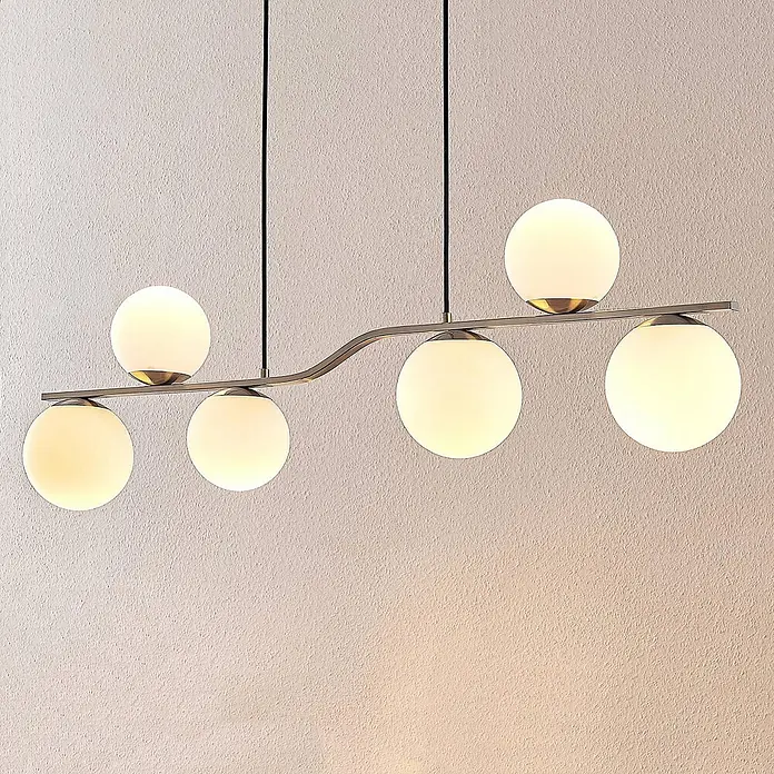 Lindby Pendelleuchte Avalyn - L x B x H: 110 x 16 x 32 cm, weiß, nickel satiniert, E14 - Moderne lineare Pendelleuchte mit sechs mattierten Glaskugeln auf gebogenem goldfarbenem Stab.