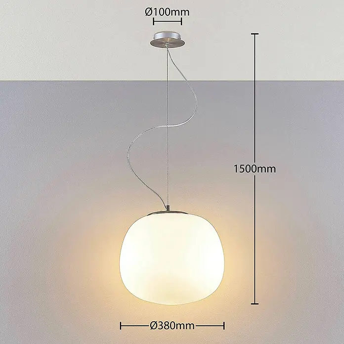 Lindby Pendelleuchte - L x B x H: 38 x 38 x 36,1 cm, weiß / opal, weiß, chrom, E27 - Weiße, runde Glas-Pendelleuchte mit silbernem Aufhängungskabel und Deckenbefestigung.