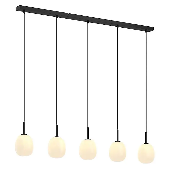 Lindby Pendelleuchte Etiena - L x B x H: 116 x 13 x 15 cm, opalweiß, Schwarz matt, G9 - Schwarze lineare Pendelleuchte mit fünf Milchglasschirmen.