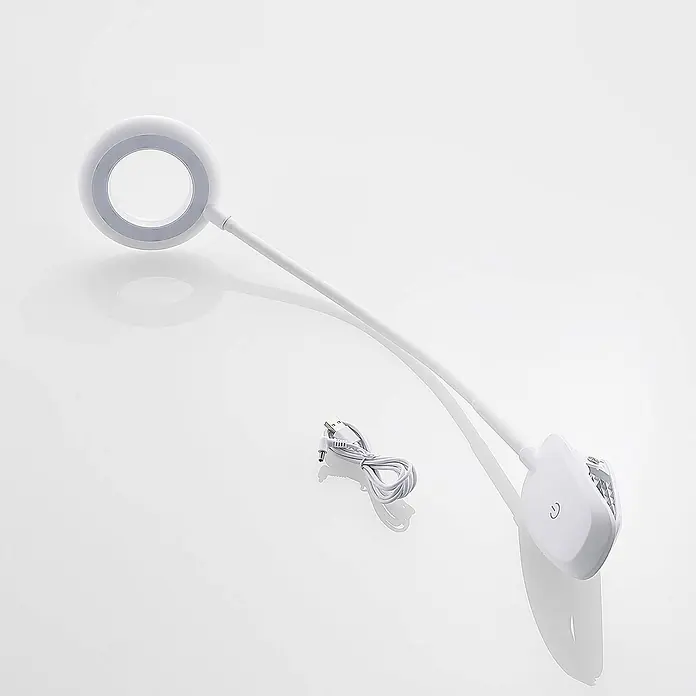 Prios Klemmleuchte Harumi - Farbe Gehäuse: weiß / opal - Weiße flexible LED-Klemm-Schreibtischlampe mit rundem Leuchtkopf und USB-Stromkabel.