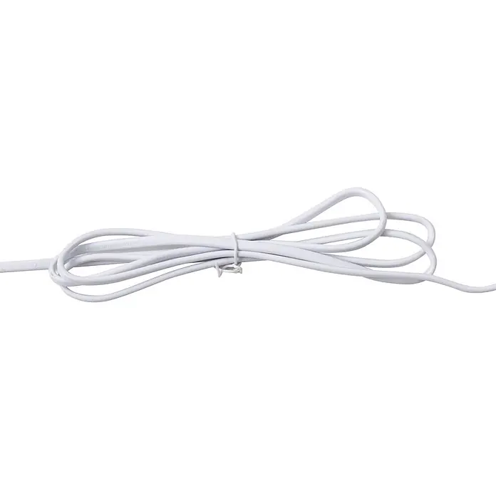 Lindby Klemmleuchte Undra - Farbe Gehäuse: weiß / opal - Weißes Kabel, ordentlich aufgewickelt und mit einem weißen Drehverschluss befestigt.