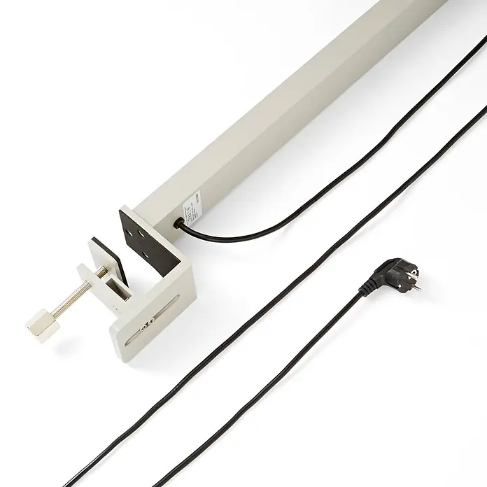 Arcchio Klemmleuchte Jolinda - Farbe Gehäuse: alu / grau / zink - Hellgraue Metall-Schreibtischlampenklemme mit schwarzem Netzkabel und schwarzem Eurostecker.