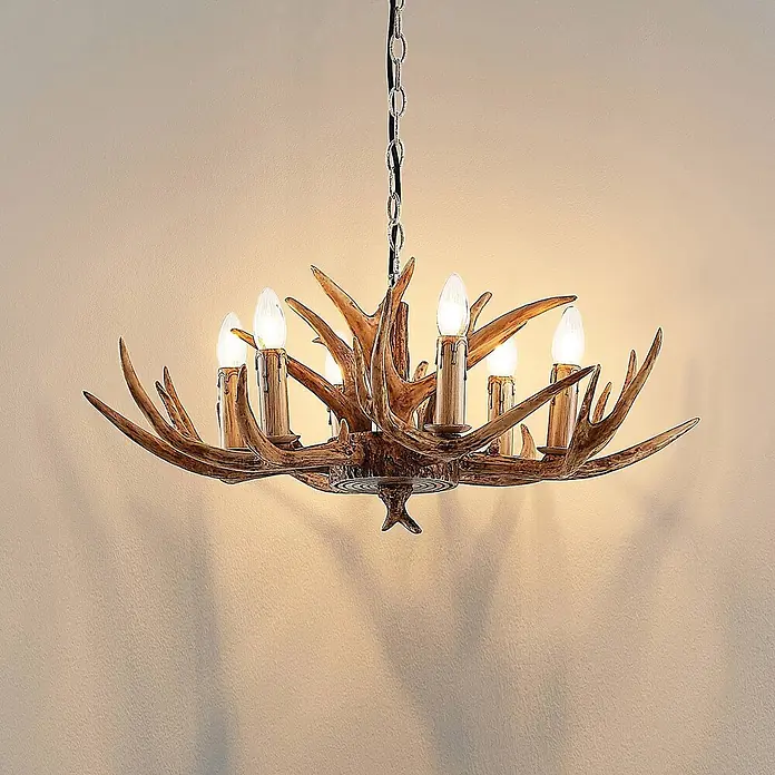 Lindby Pendelleuchte Tejask - L x B x H: 70 x 70 x 30 cm, braun, E14 - Rustikaler Hirschgeweih-Kronleuchter mit mehreren kerzenförmigen Leuchten, an einer Kette hängend.
