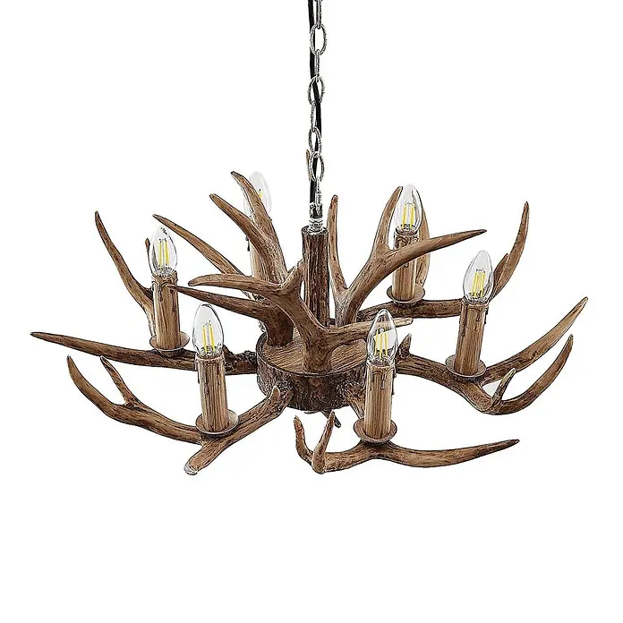 Lindby Pendelleuchte Tejask - L x B x H: 70 x 70 x 30 cm, braun, E14 - Brauner Geweih-Kronleuchter mit sechs kerzenförmigen LED-Leuchten, an einer Metallkette hängend.