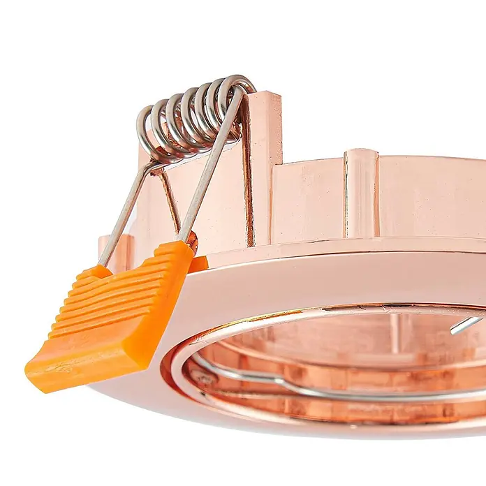 Prios Einbauleuchte Fibur - Ø x H: 8,2 x 2,8 cm, kupfer - Roségoldene Einbauleuchte mit orangefarbener Federklemme.