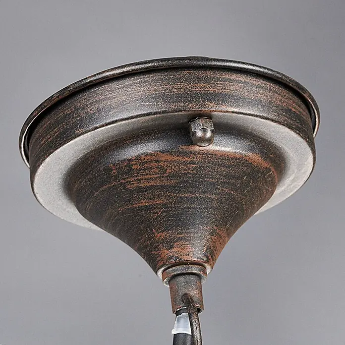 Lindby Außenwand- & Deckenleuchte Eddie - braun / rost, IP44 - Deckenbaldachin aus gealterter Bronze für eine Leuchte, mit gebürsteter Metalloberfläche und sichtbarer Befestigungsschraube.