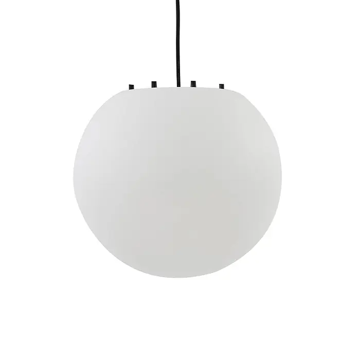 Lindby Außenwand- & Deckenleuchte Alea - weiß / opal, IP44 - Weiße kugelförmige Pendelleuchte mit schwarzem Aufhängungskabel.