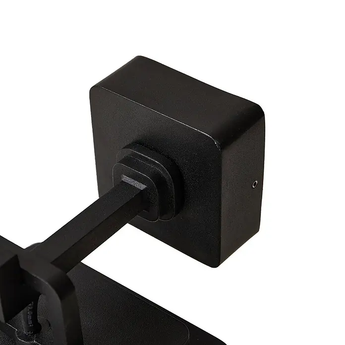 Lucande Außenwandleuchte Milanka - schwarz, schwarz, IP65 - Schwarze quadratische Leuchtenbasis mit verstellbarem Arm.