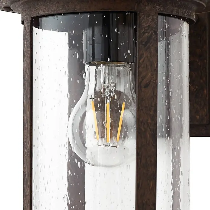 Lindby Außenwandleuchte Zayn - braun / rost, braun / rost, IP23 - Außenwandleuchte mit dunkelbronzenem Rahmen, gesätem Glaszylinder und sichtbarer Edison-LED-Lampe.