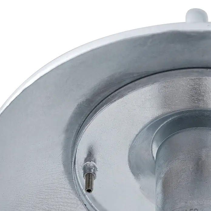 Lindby Außenwandleuchte Naleta - alu / grau / zink, IP44 - Nahaufnahme eines runden verzinkten Metallteils mit Schraube, möglicherweise für eine Leuchte.