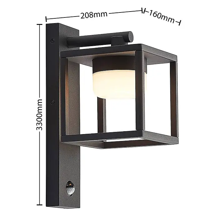 Lucande Außenwandleuchte Timio - alu / grau / zink, alu / grau / zink, IP44 - Schwarze rechteckige Außenwandleuchte mit mattiertem Diffusor und Bewegungsmelder.
