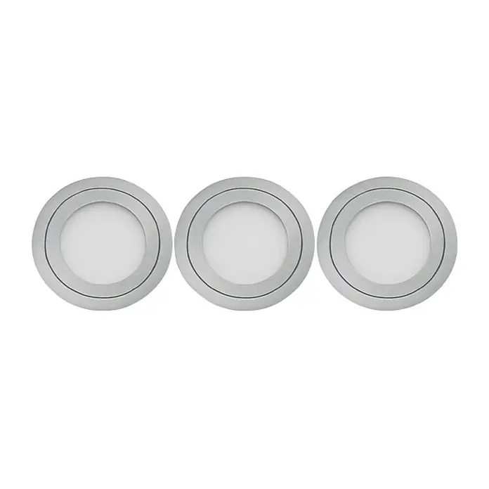 Tween Light LED-Einbauleuchten-Set - 9 W, Nickel matt, Warmweiß - Diese Aufnahme zeigt drei runde LED-Einbaustrahler mit silberfarbenen Rahmen, die ein modernes und schlichtes Design aufweisen.