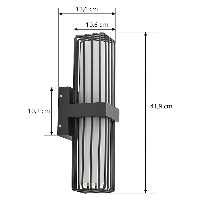 Lucande Außenwandleuchte Chandan - 13,6 x 10,6 x 41,9 cm, schwarz, schwarz, IP54 - Schwarze Wandleuchte aus Metallkäfig mit zwei Diffusoren, Maße werden angezeigt.