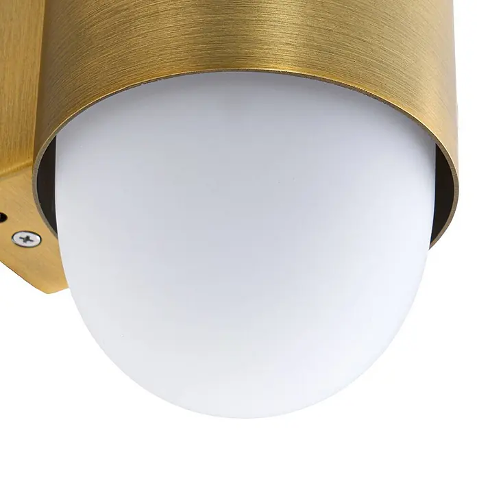 Lindby Außenwandleuchte Pilva - bronze / altmessing, weiß / opal, IP44 - Messingfarbene Wandleuchte mit weißem, kuppelförmigem Diffusor.