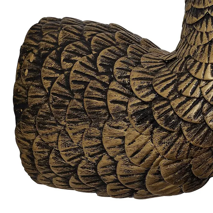 Lindby Wandleuchte Nirvathia - L x B x H: 24,5 x 9 x 30,5 cm, bronze / altmessing, E27 - Gold-schwarz strukturiertes Dekorationsobjekt mit geprägtem Schuppenmuster.