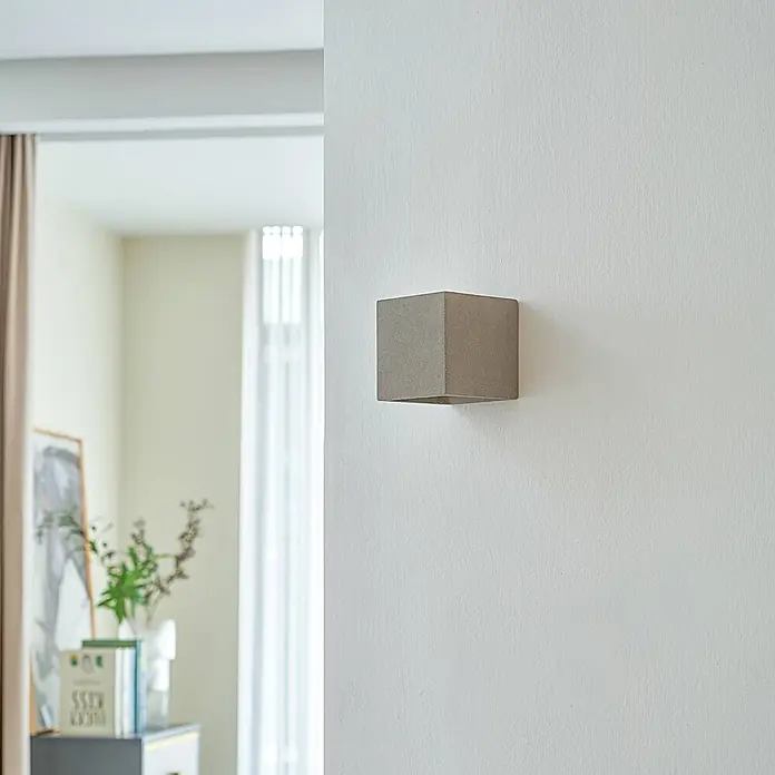 Lindby Wandleuchte Jayden - L x B x H: 11,5 x 11,5 x 11,5 cm, alu / grau / zink, G9 - Graue, würfelförmige Wandleuchte.