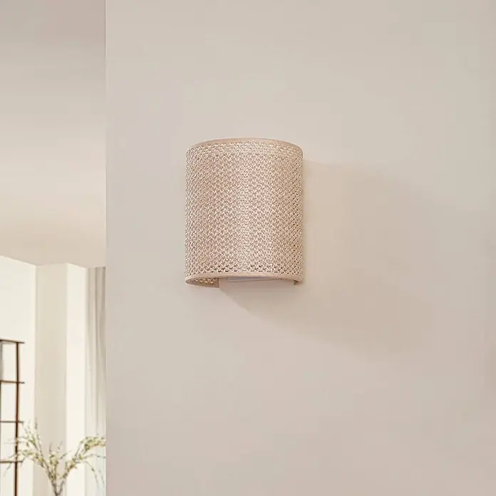 Lindby Wandleuchte Soula - L x B x H: 18 x 15 x 20 cm, creme / amber, E27 - Beige gewebte Wandleuchte, für indirekte Beleuchtung.