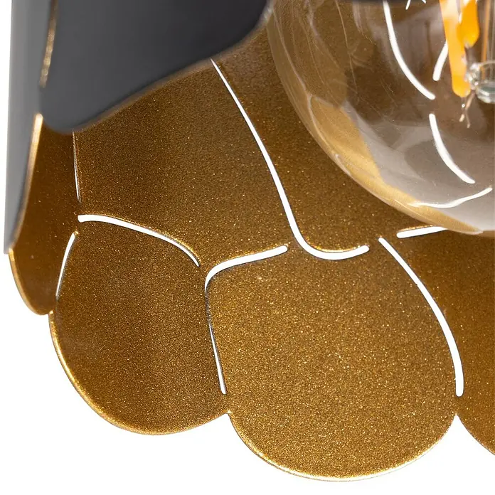 Lindby Wandleuchte Aralena - L x B x H: 12 x 12 x 12 cm, schwarz, schwarz, E27 - Goldener, glitzernder Metall-Lampenschirm mit gewelltem Design, mit einer klaren Glühbirne.