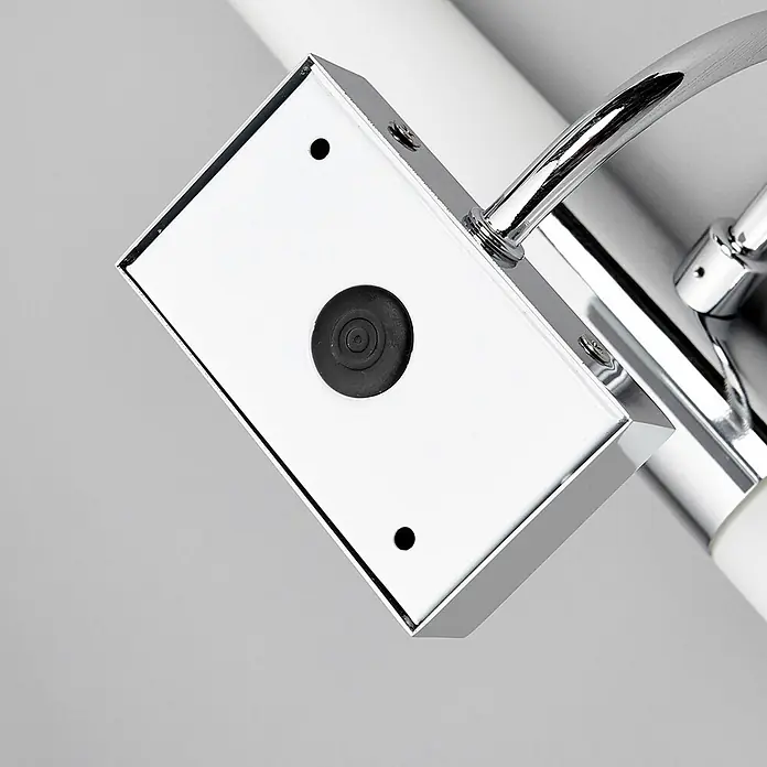Lindby Wandleuchte Devran - L x B x H: 17,1 x 35,5 x 13,5 cm, chrom / silber, G9 - Verchromte rechteckige Leuchtenbasis mit schwarzem Rundknopf und sichtbaren Schrauben.