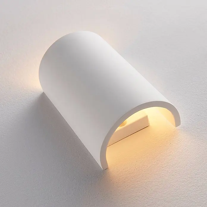 Lindby Wandleuchte Colja - L x B x H: 6 x 10 x 16 cm, weiß / opal, G9 - Matte weiße halb-zylindrische Wandleuchte, die warmes Licht nach oben und unten wirft.