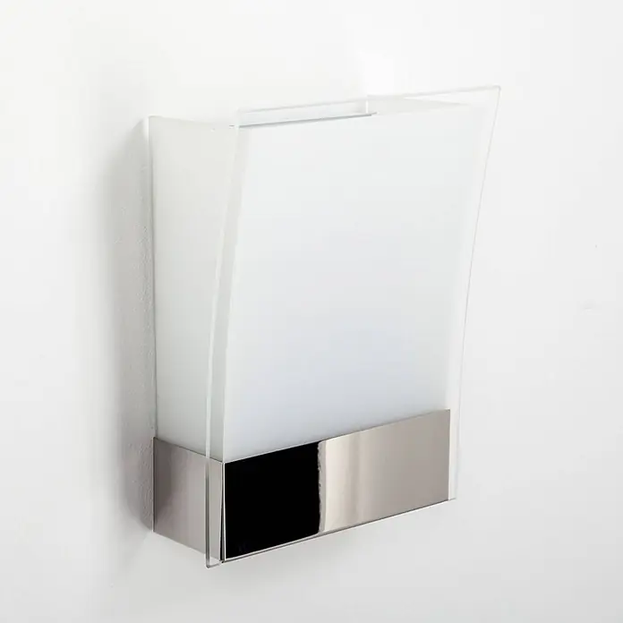 Lindby Wandleuchte Malthe - L x B x H: 11 x 19,5 x 26,5 cm, chrom / silber, weiß / opal, E27 - Vertikale Wandleuchte mit mattierter Glasabdeckung und poliertem Metallsockel.