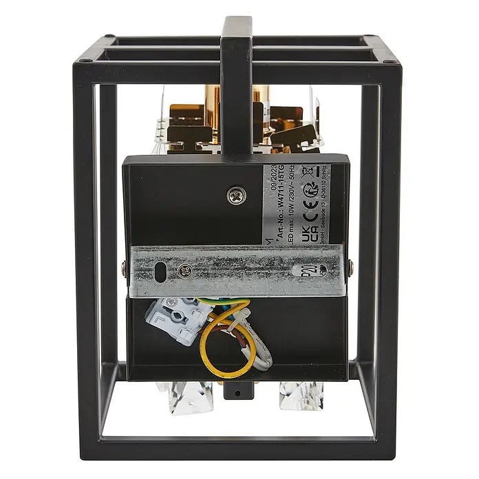 Lucande Wandleuchte Arcan - L x B x H: 20,4 x 15 x 20,4 cm, schwarz, E14 - Schwarze Wandleuchte mit Metallrahmen, interner Verkabelung und Produktetikett auf der Rückseite.