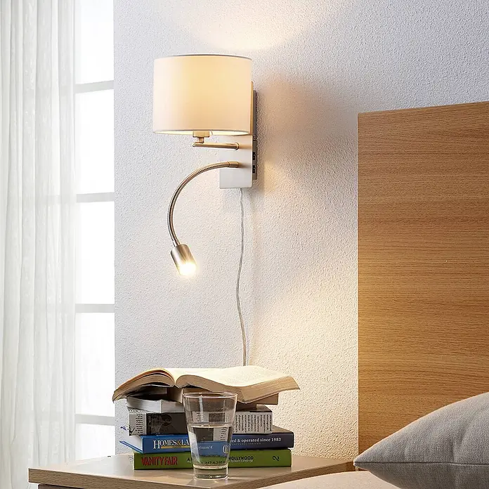 Lindby Wandleuchte Florens - L x B x H: 24 x 18 x 23,5 cm, alu / grau / zink, E14 - Gebürstete Metall-Wandlampe mit Stoffschirm, flexibler LED-Leselampe und USB-Anschlüssen.
