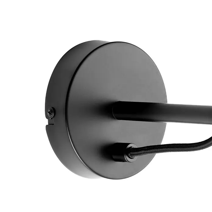 Lucande Wandleuchte Bassiola - L x B x H: 27 x 19 x 53 cm, schwarz, Holz hell, E27 - Schwarze runde Montageplatte mit Arm und geflochtenem Textilkabel.
