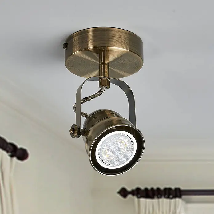 Lindby Wandleuchte Leonor - bronze / altmessing, bronze / altmessing, GU10 - Deckenstrahler aus Messing in Antikoptik mit verstellbarem Kopf und integrierter LED-Lichtquelle.
