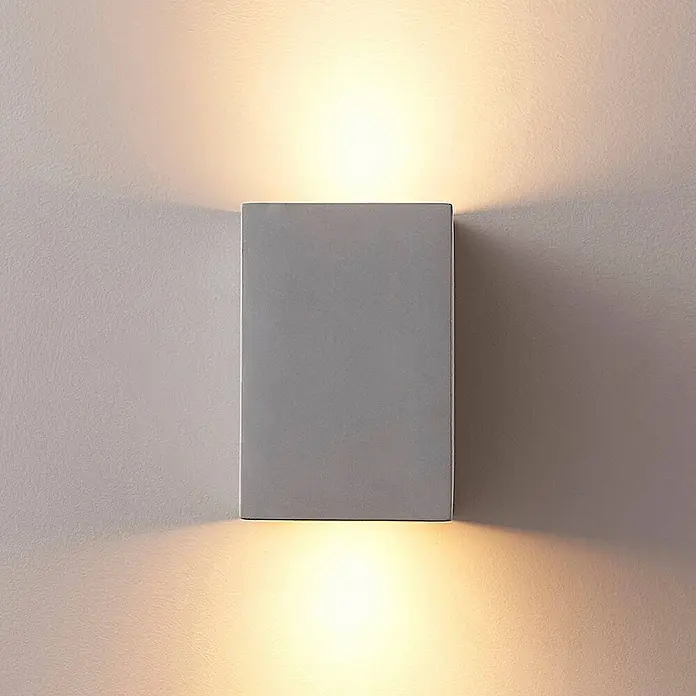 Lindby Wandleuchte Gerda - alu / grau / zink, GU10 - Graue rechteckige Wandleuchte, die warmes Licht nach oben und unten abstrahlt.