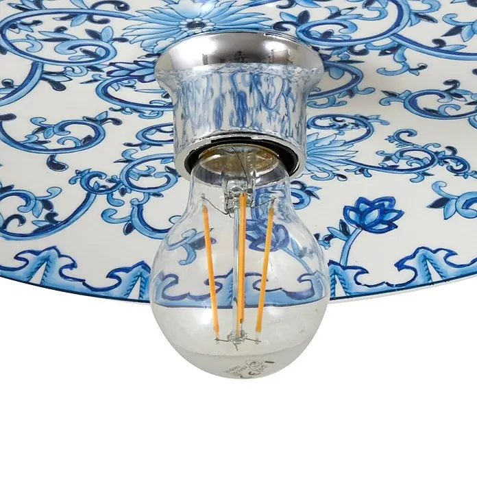 Lucande Wandleuchte Faelira - L x B x H: 30,5 x 30,5 x 8,6 cm, blau, E27 - Blau-weiß gemusterte Keramik-Leuchte mit Chrom-Lampenfassung und klarer LED-Glühbirne.